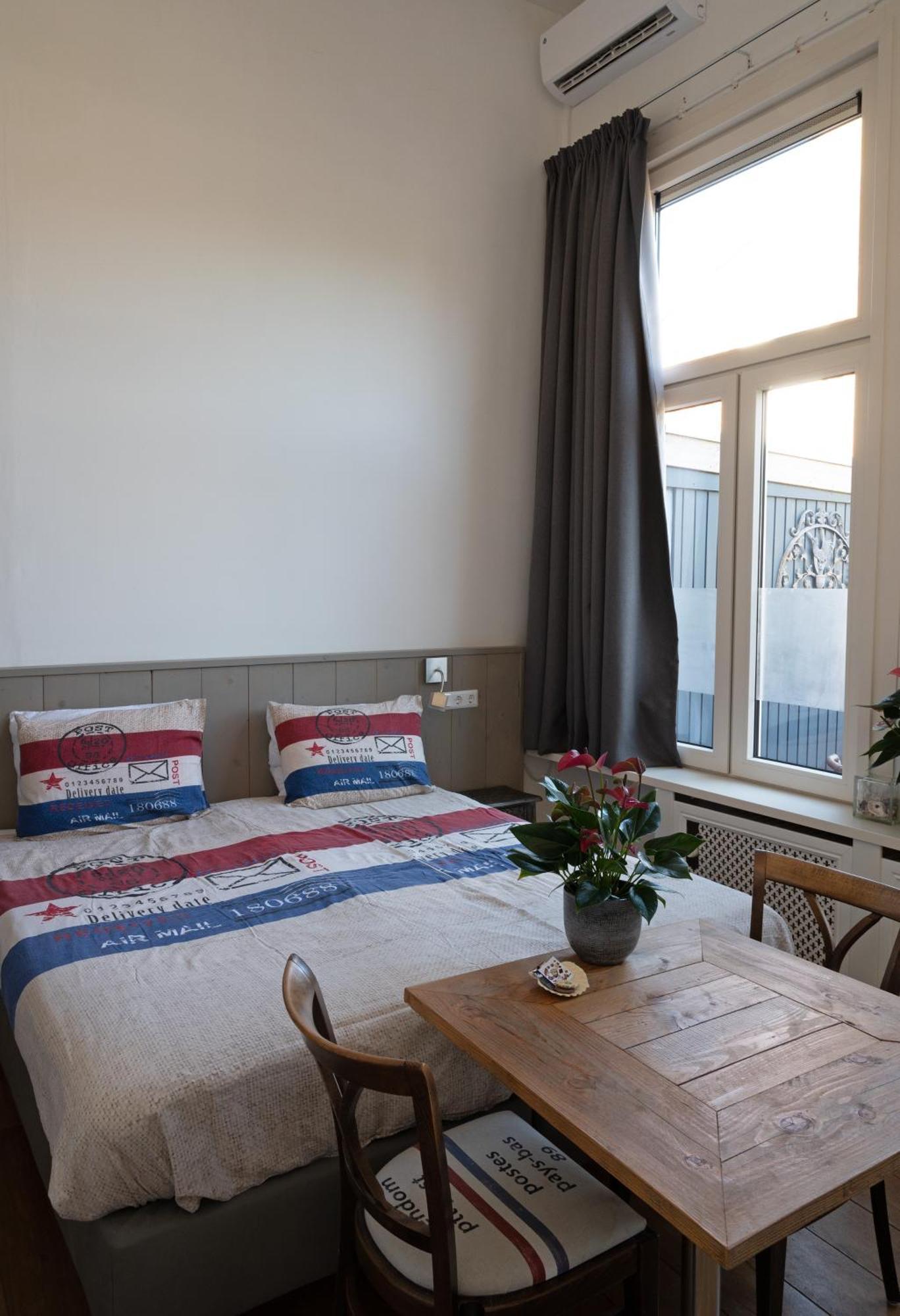 B&B Het Oude Postkantoor Ерсеке Экстерьер фото